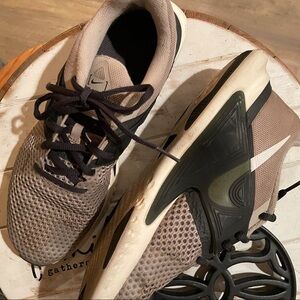 Nike Renew Training Sneaker